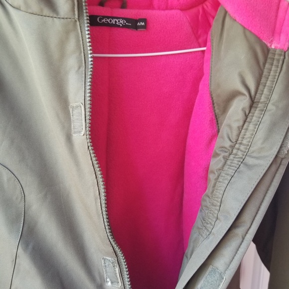 Fleece lined coat - Picture 3 of 4